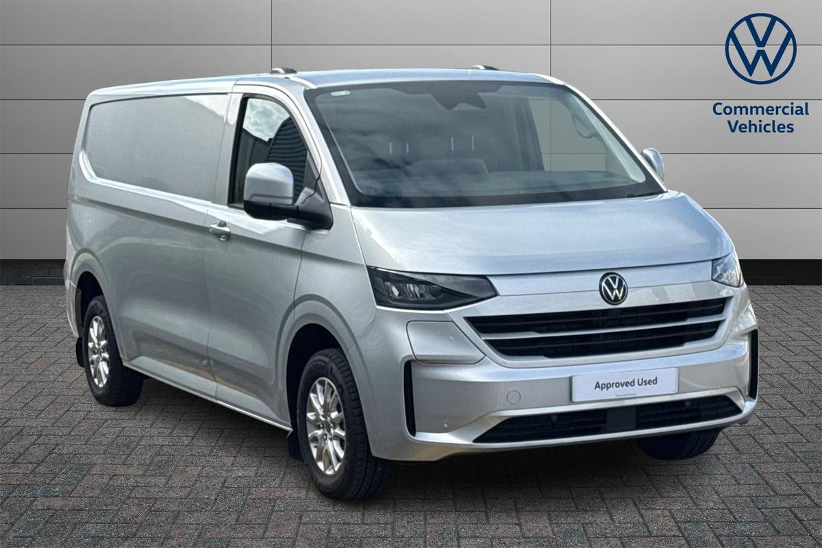Main listing image - Volkswagen Transporter