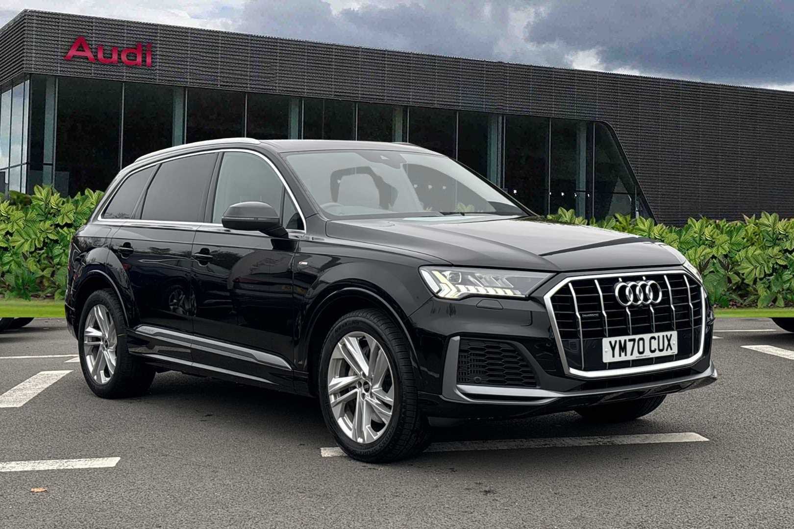 Main listing image - Audi Q7