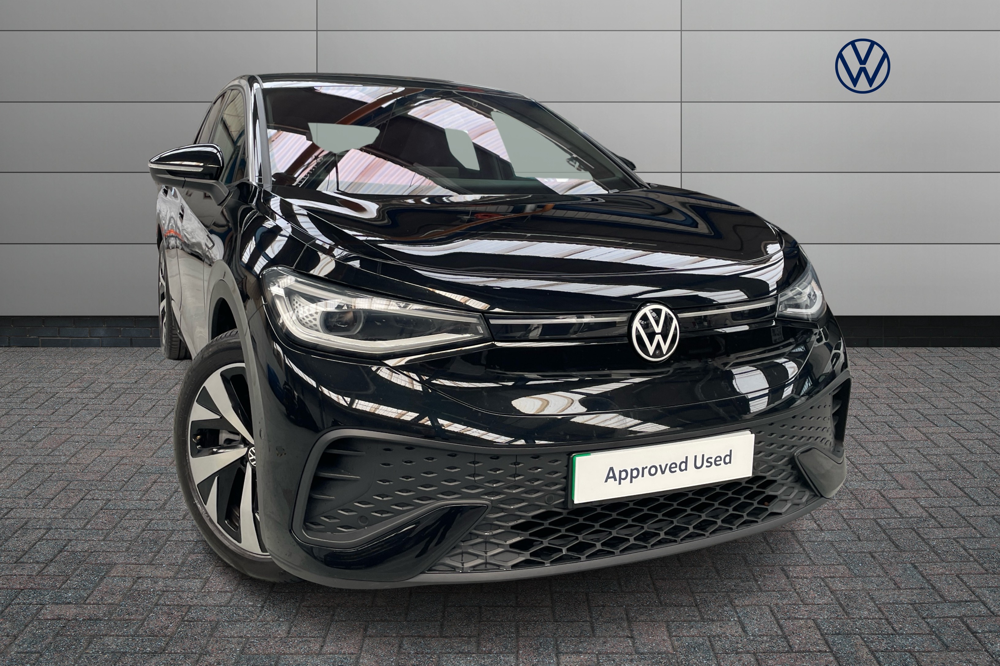 Main listing image - Volkswagen ID.5