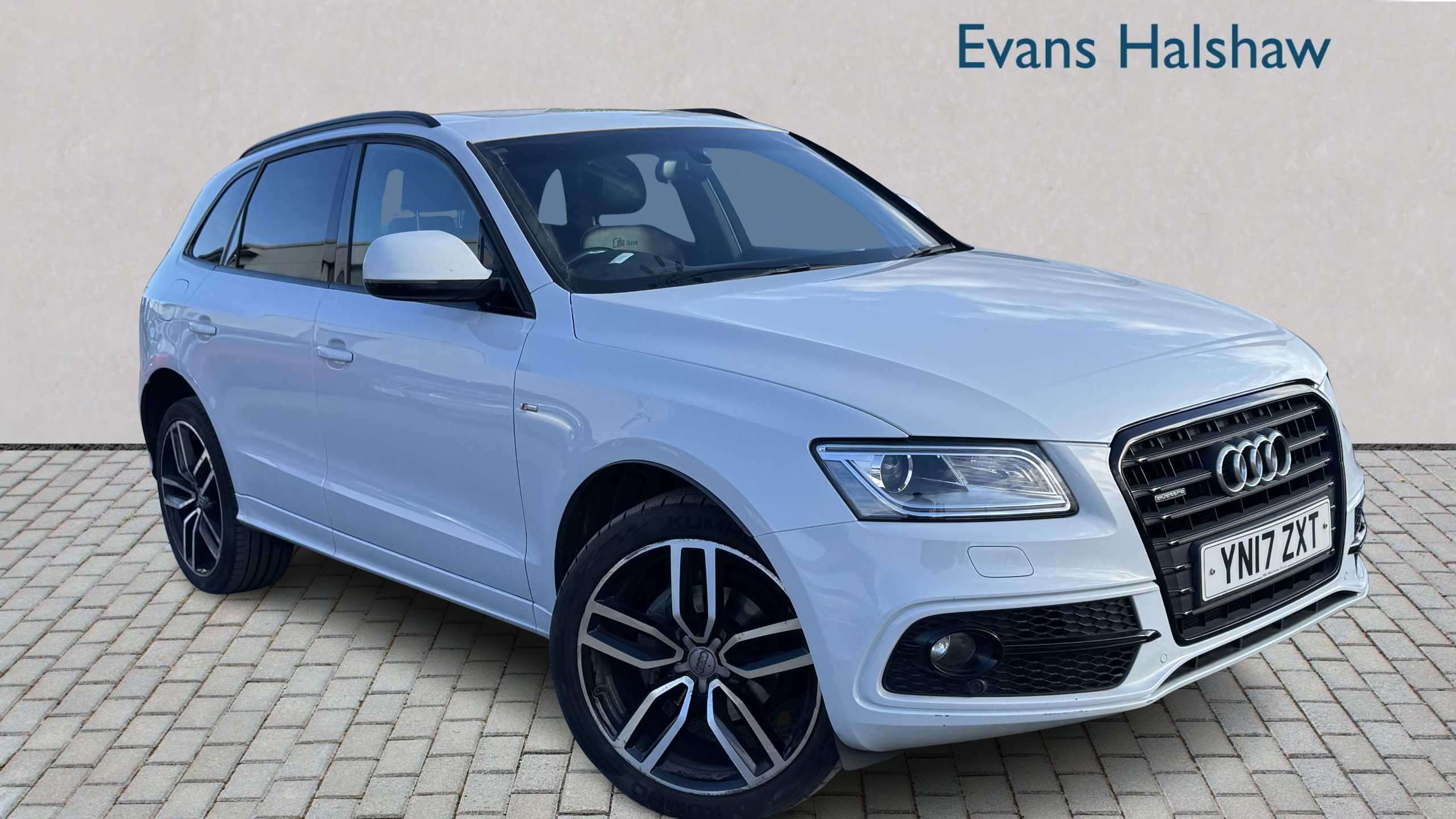 Main listing image - Audi Q5