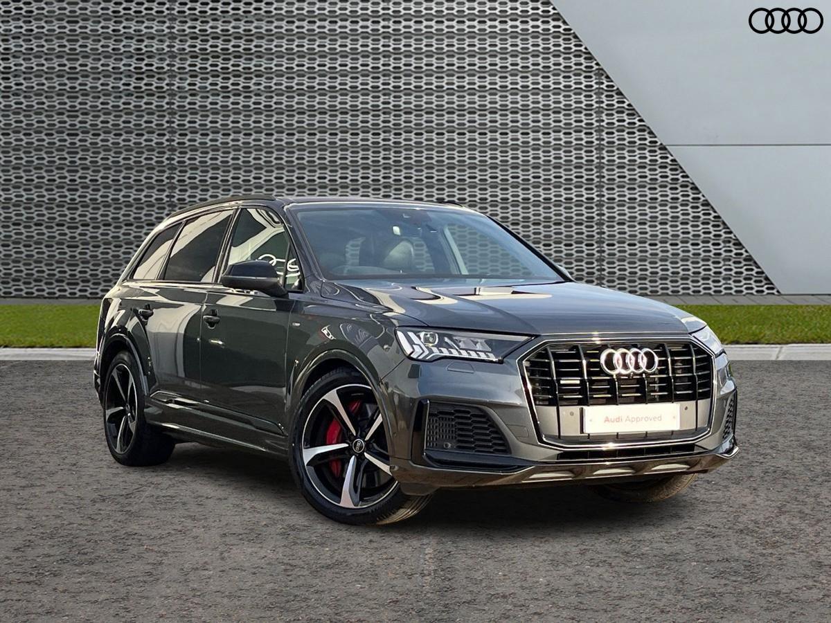 Main listing image - Audi Q7