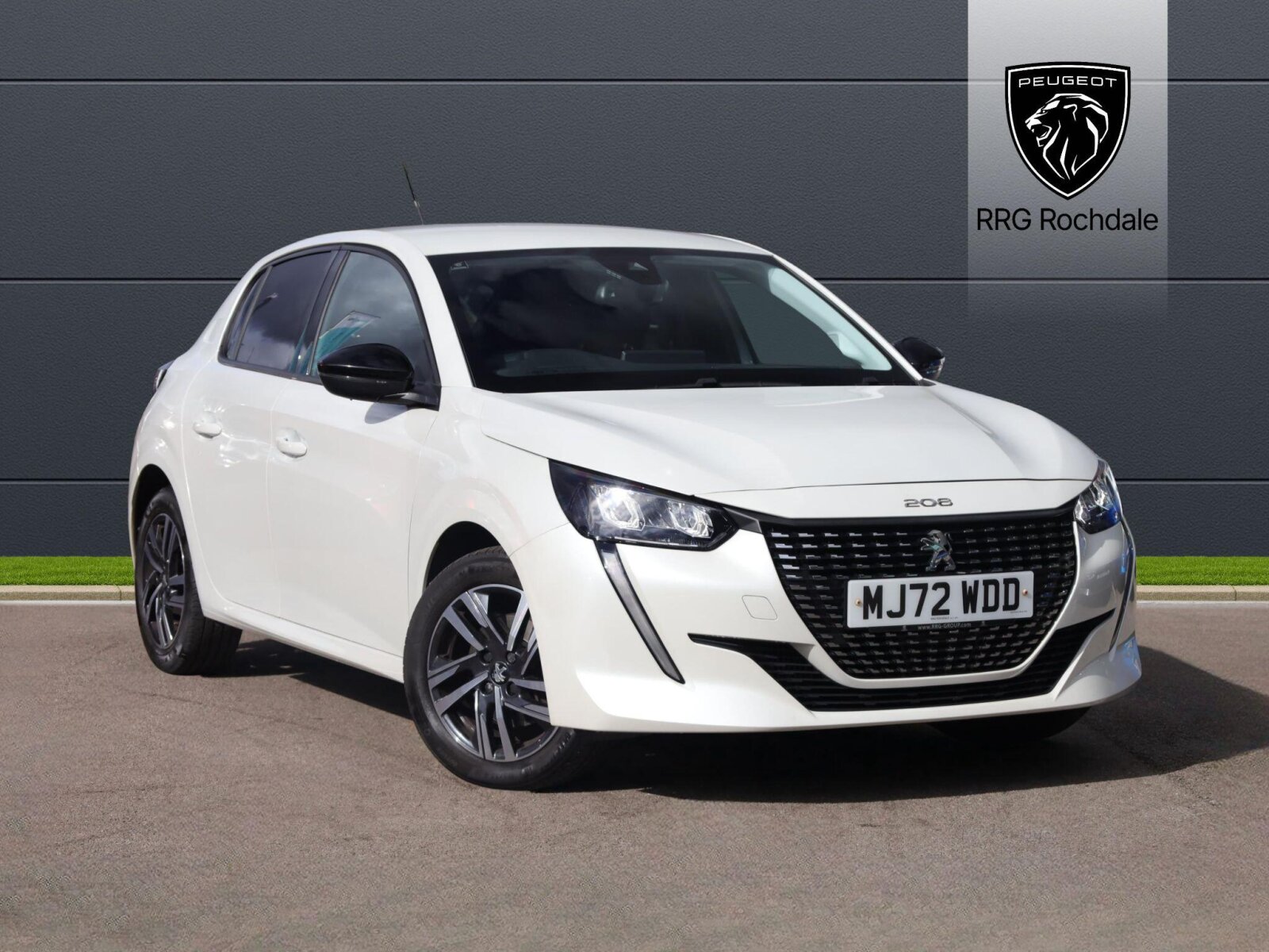 Main listing image - Peugeot 208