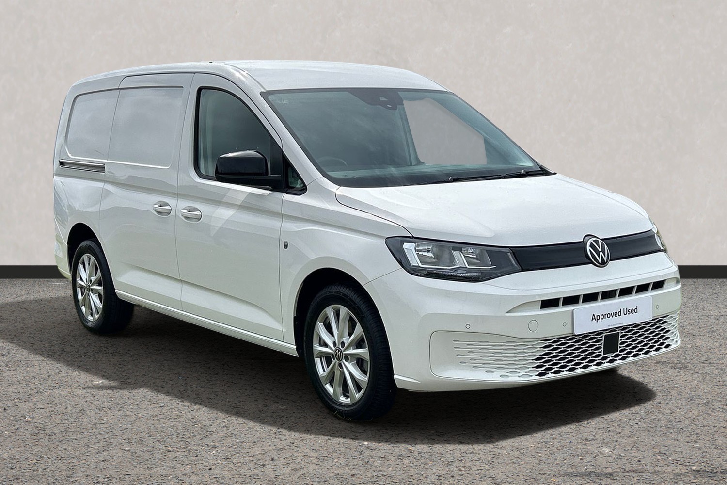 Main listing image - Volkswagen Caddy Maxi