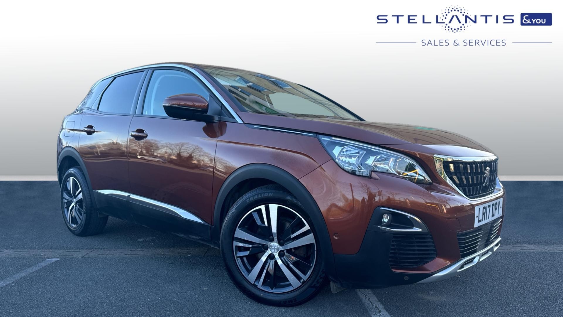 Main listing image - Peugeot 3008