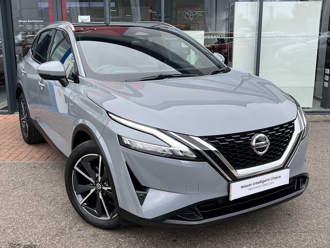 Main listing image - Nissan Qashqai