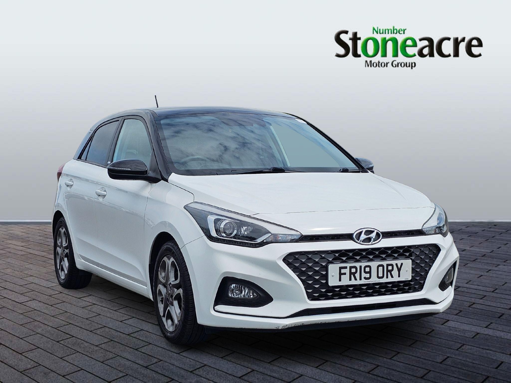 Main listing image - Hyundai i20