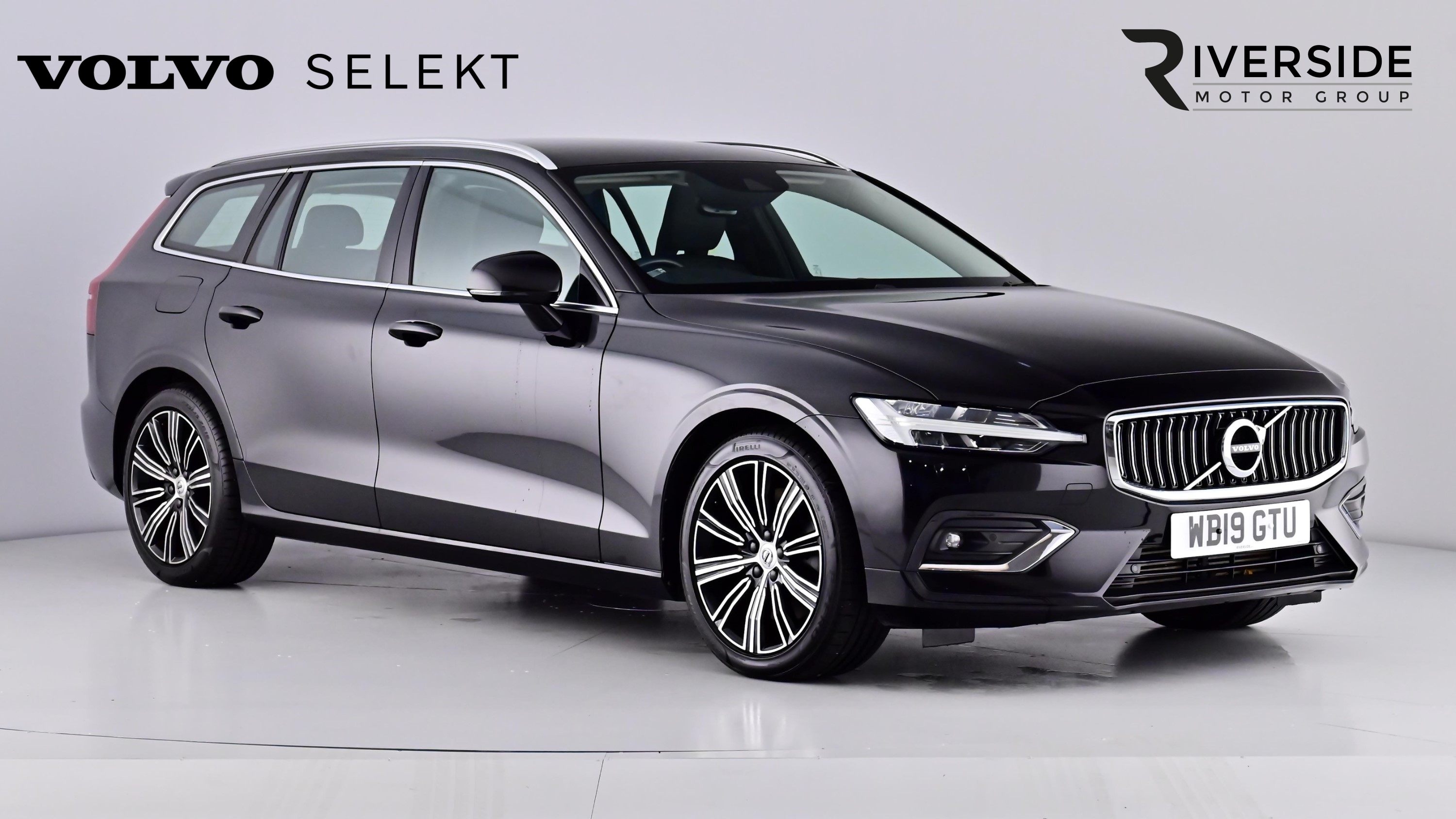 Main listing image - Volvo V60