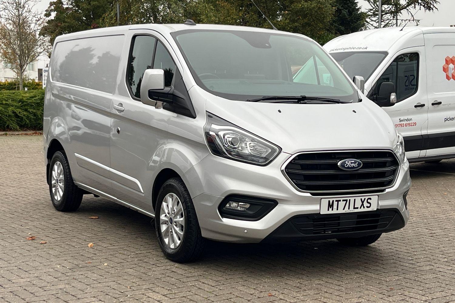 Main listing image - Ford Transit Custom