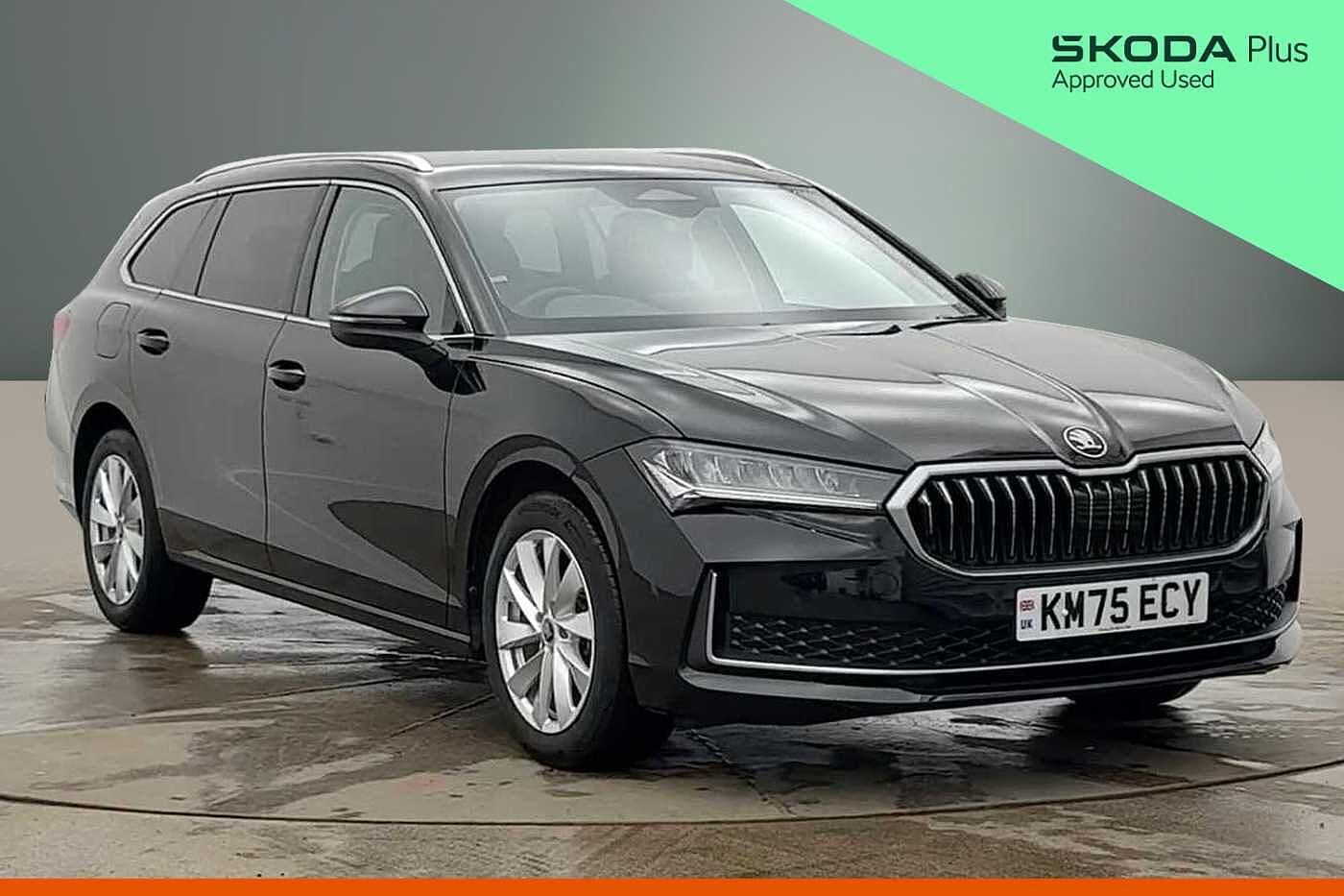 Main listing image - Skoda Superb