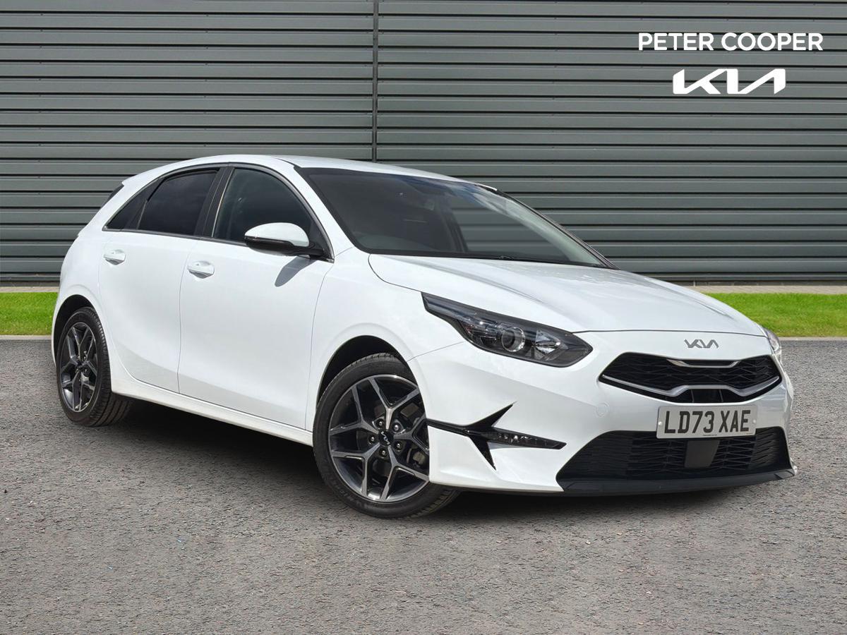 Main listing image - Kia Ceed