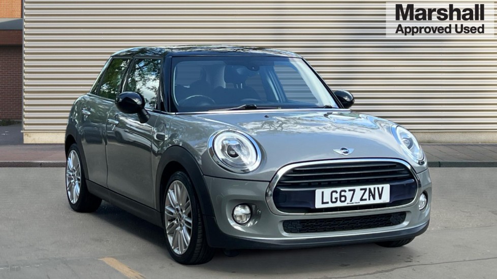 Main listing image - MINI Hatchback 5dr
