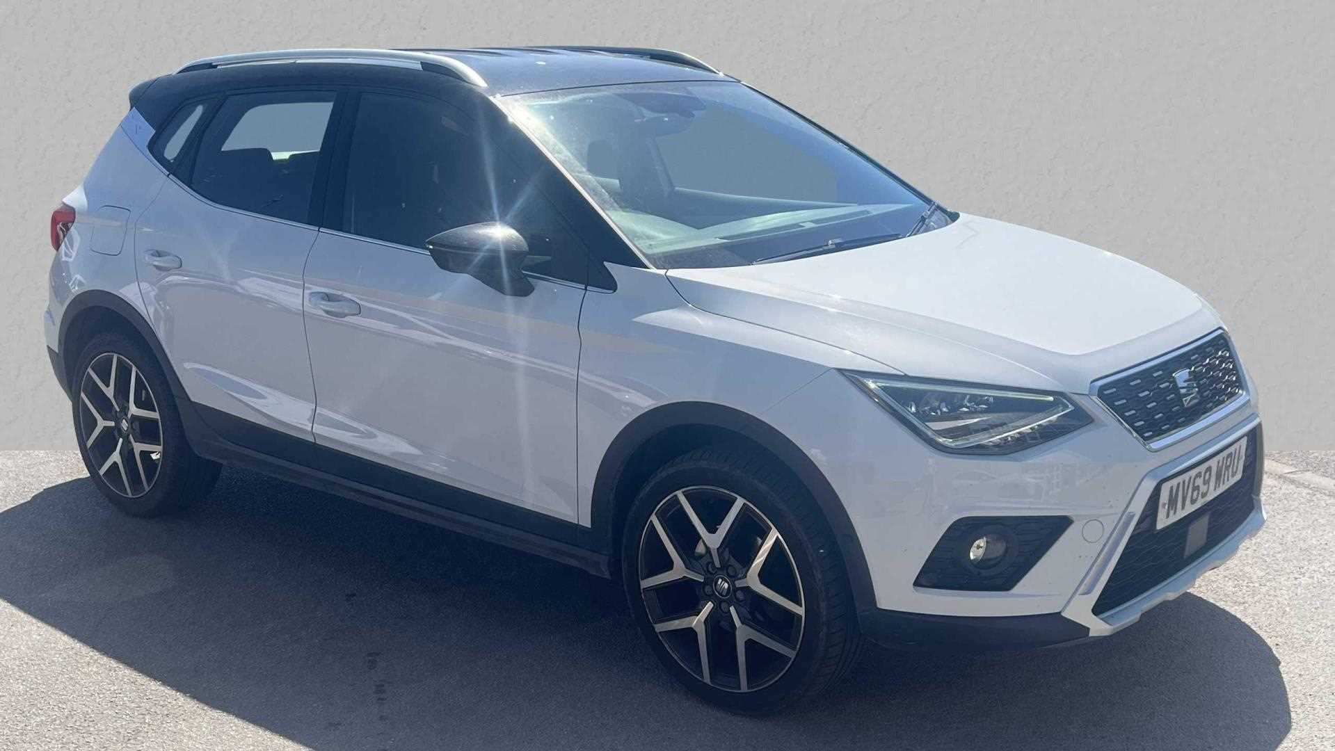 Main listing image - SEAT Arona