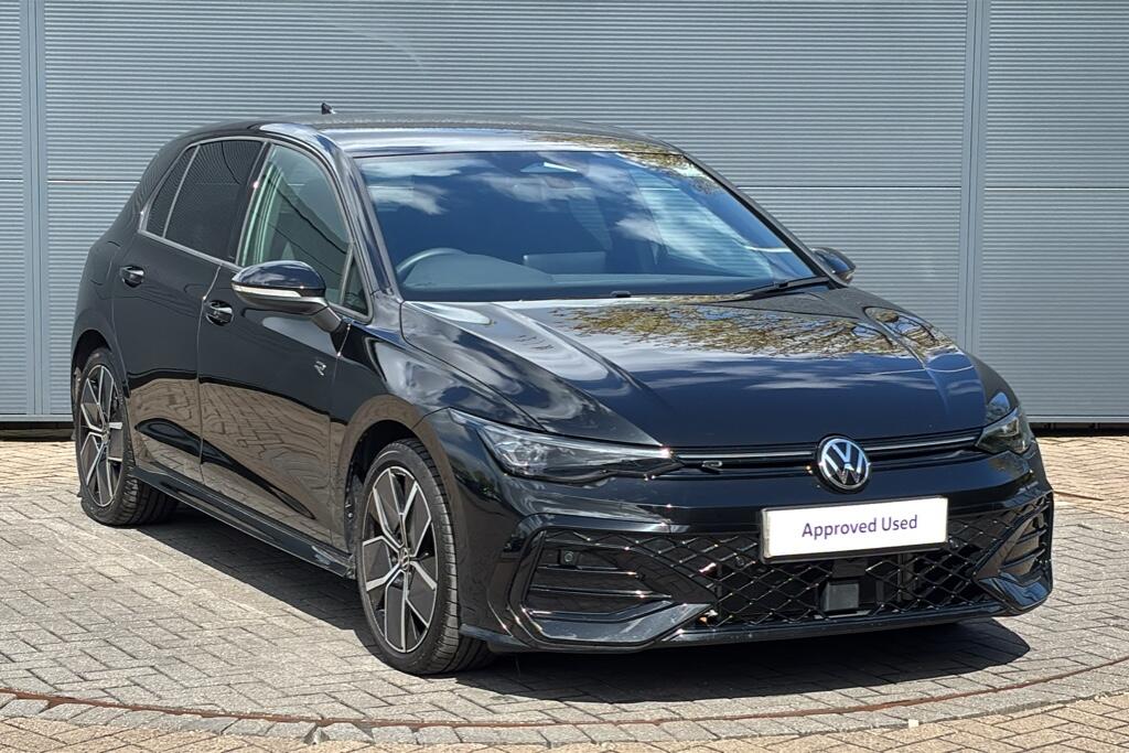 Main listing image - Volkswagen Golf