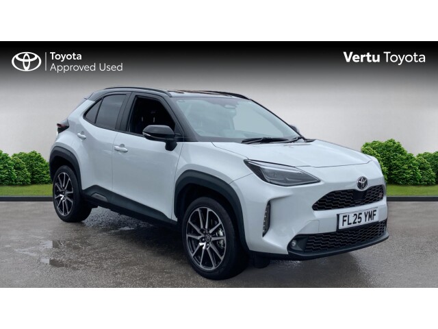 Main listing image - Toyota Yaris Cross