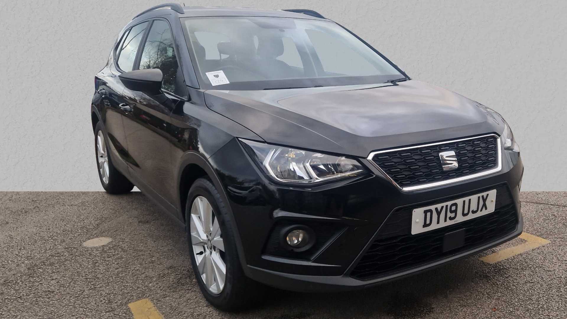 Main listing image - SEAT Arona