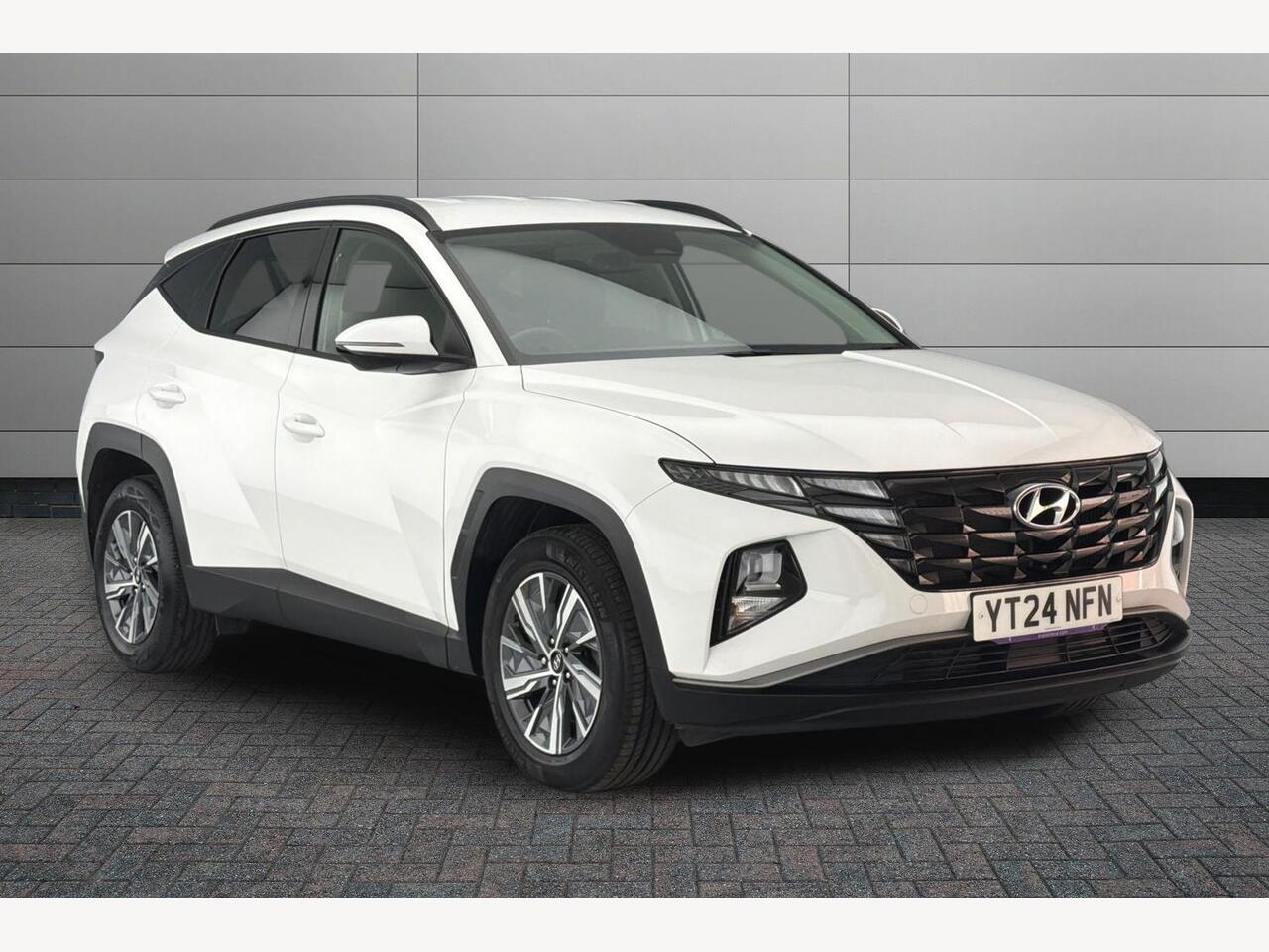 Main listing image - Hyundai Tucson