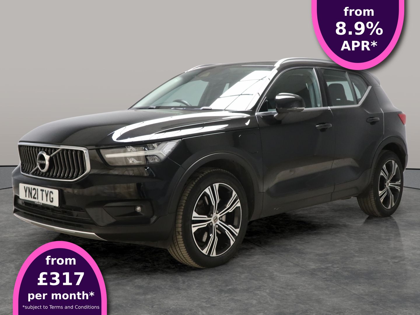 Main listing image - Volvo XC40 Recharge