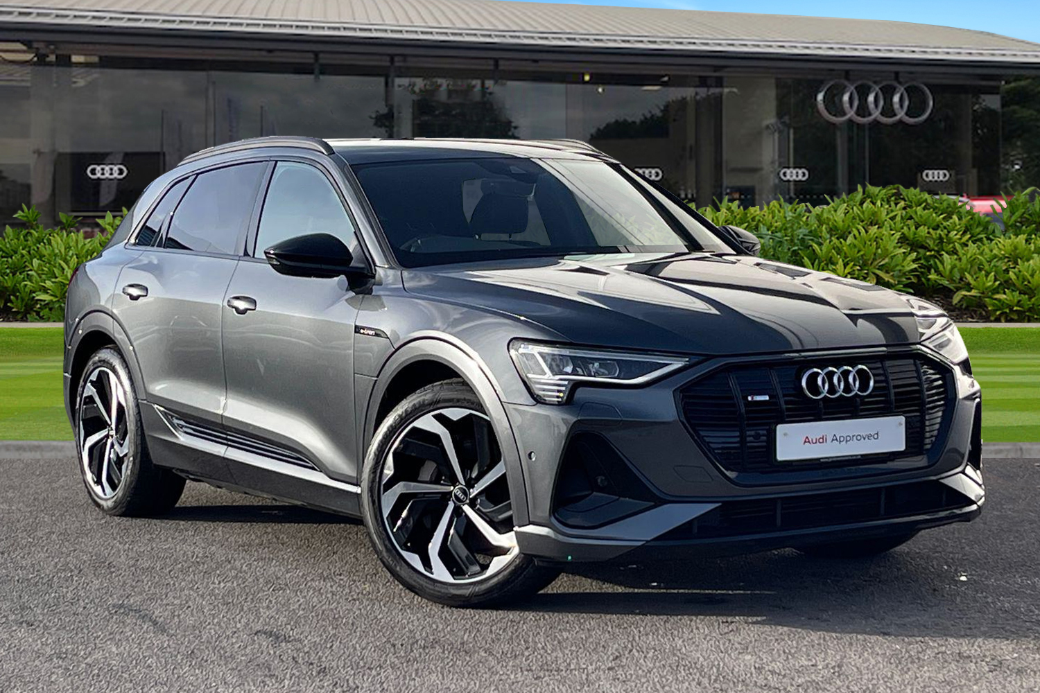 Main listing image - Audi e-tron