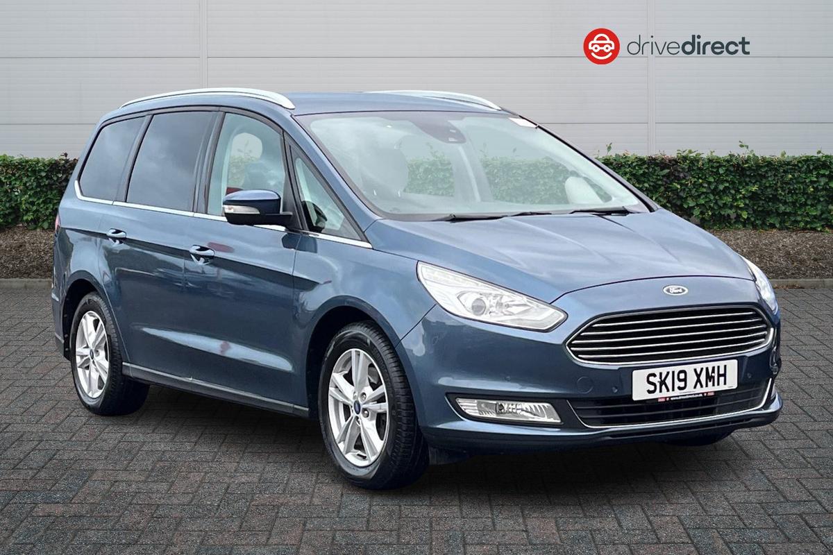 Main listing image - Ford Galaxy