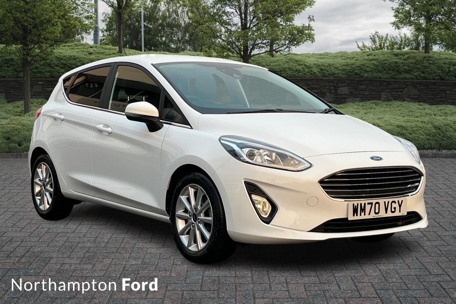 Main listing image - Ford Fiesta