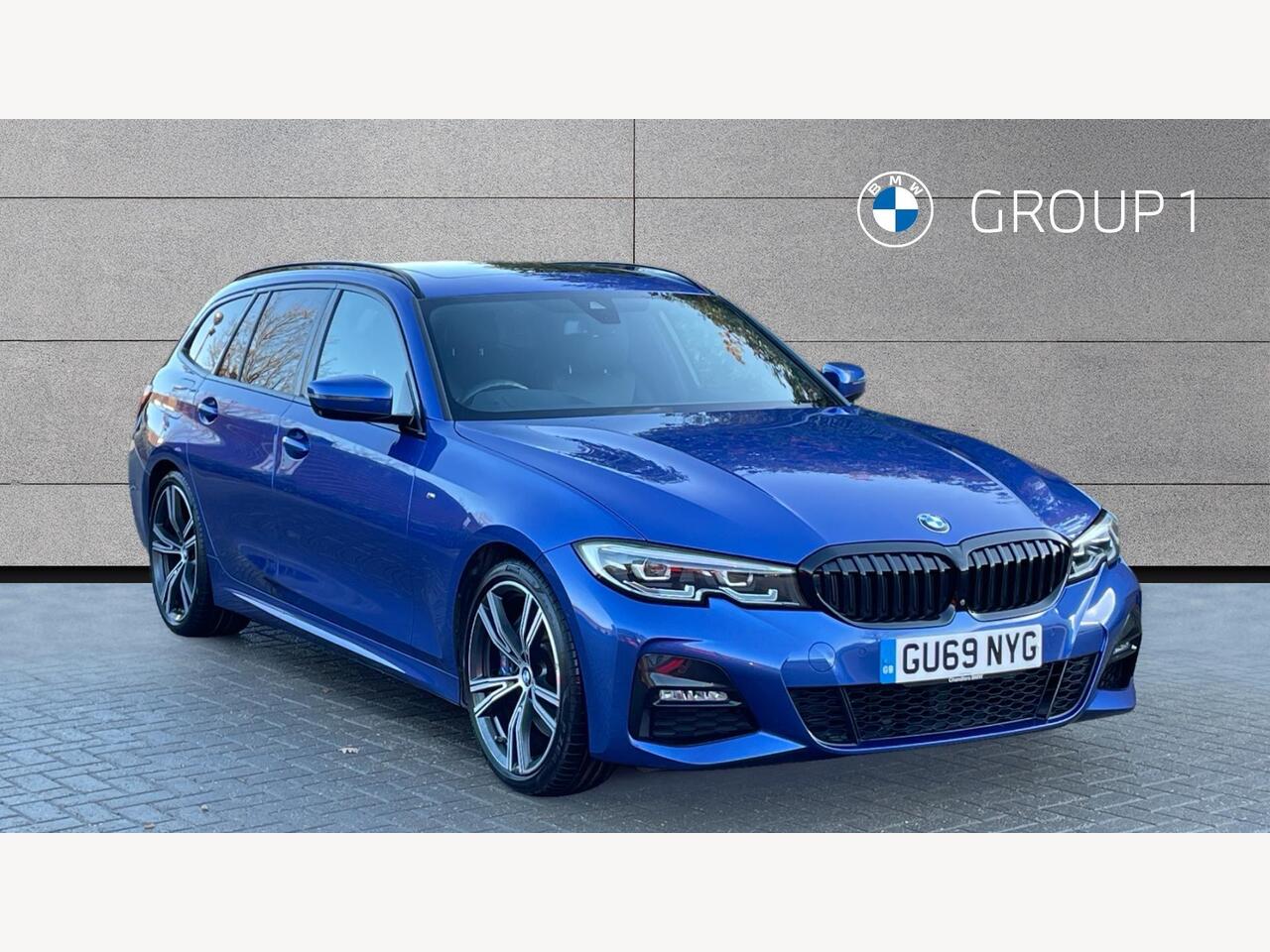 Main listing image - BMW 3 Series Touring