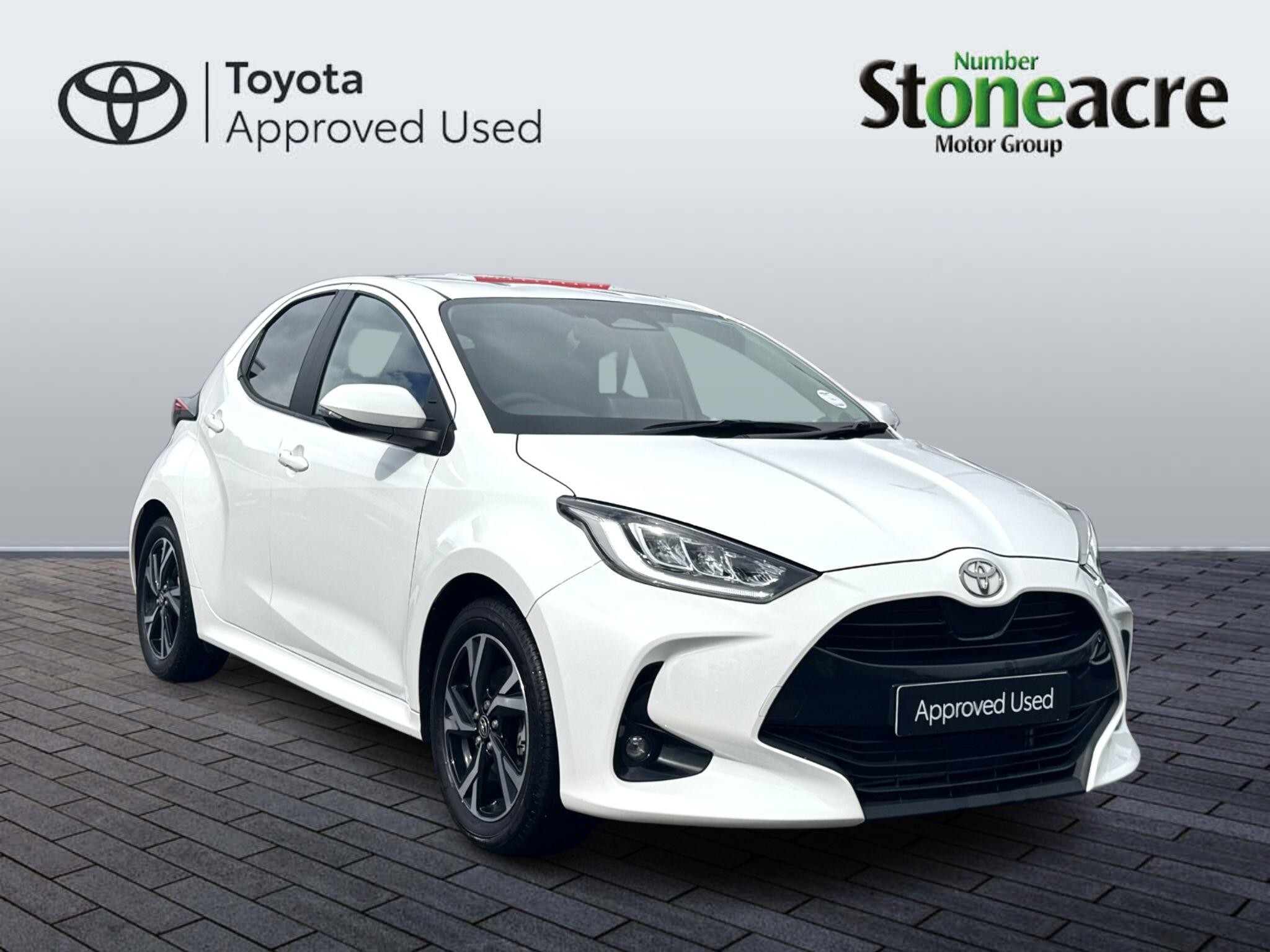 Main listing image - Toyota Yaris