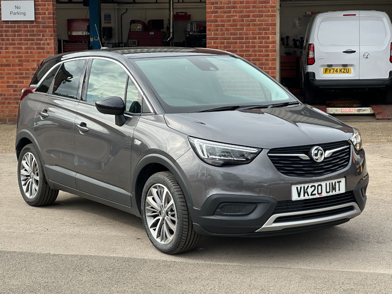 Main listing image - Vauxhall Crossland X