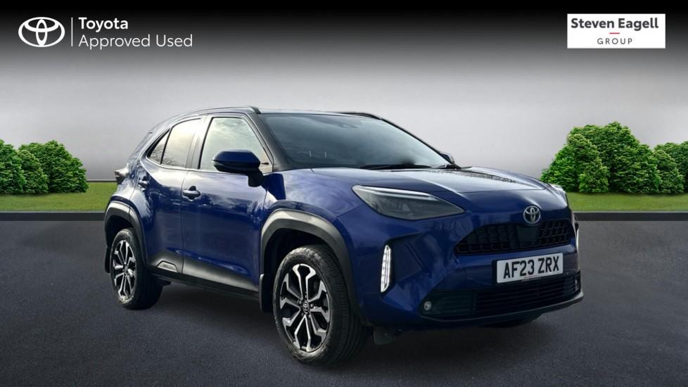 Main listing image - Toyota Yaris Cross