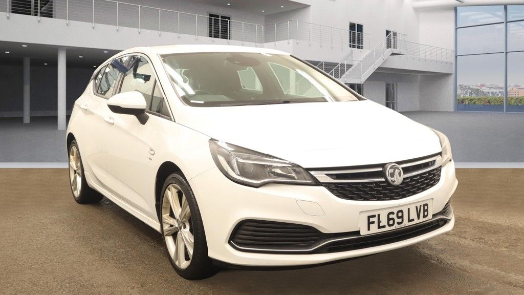 Main listing image - Vauxhall Astra