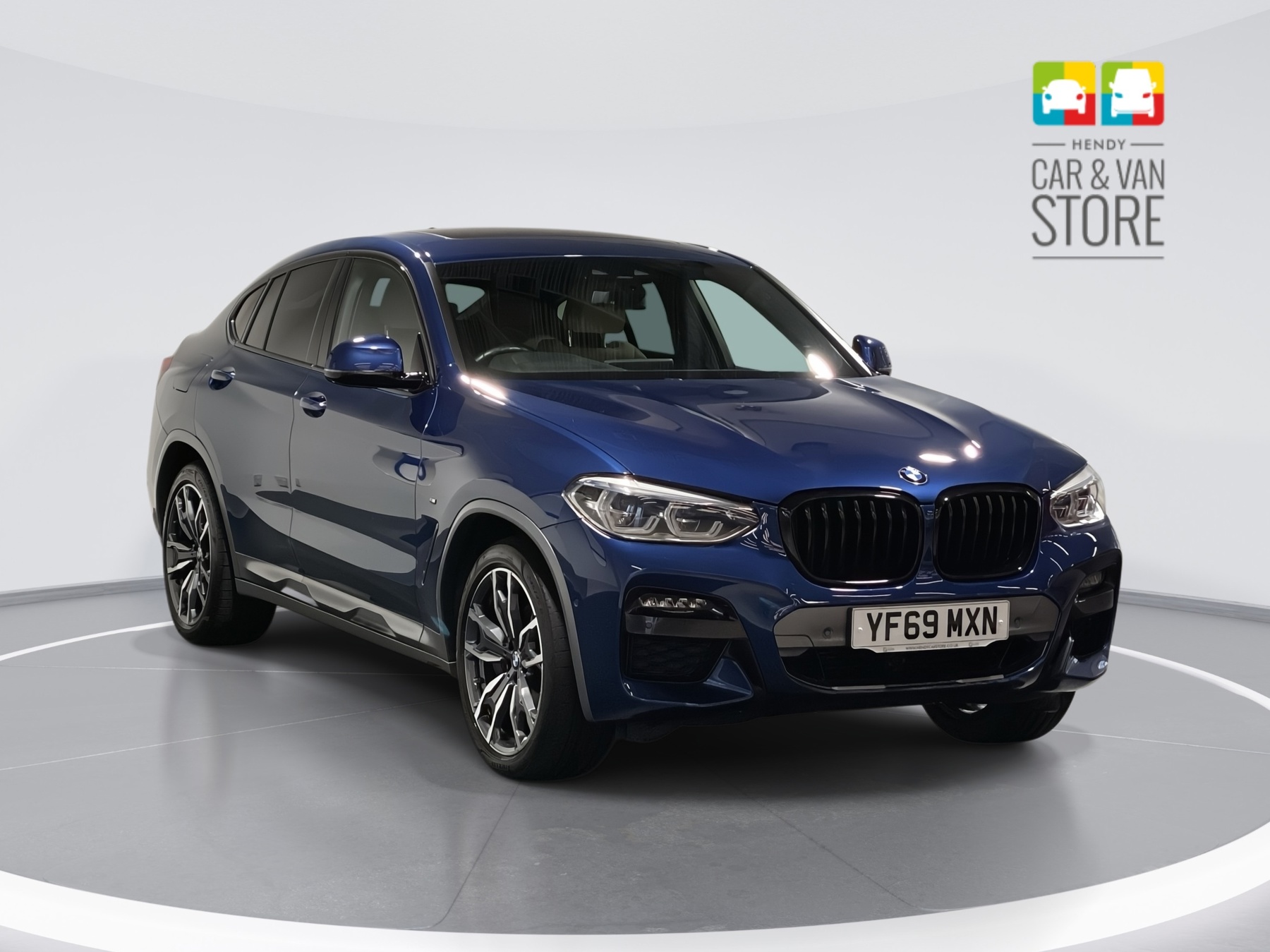 Main listing image - BMW X4