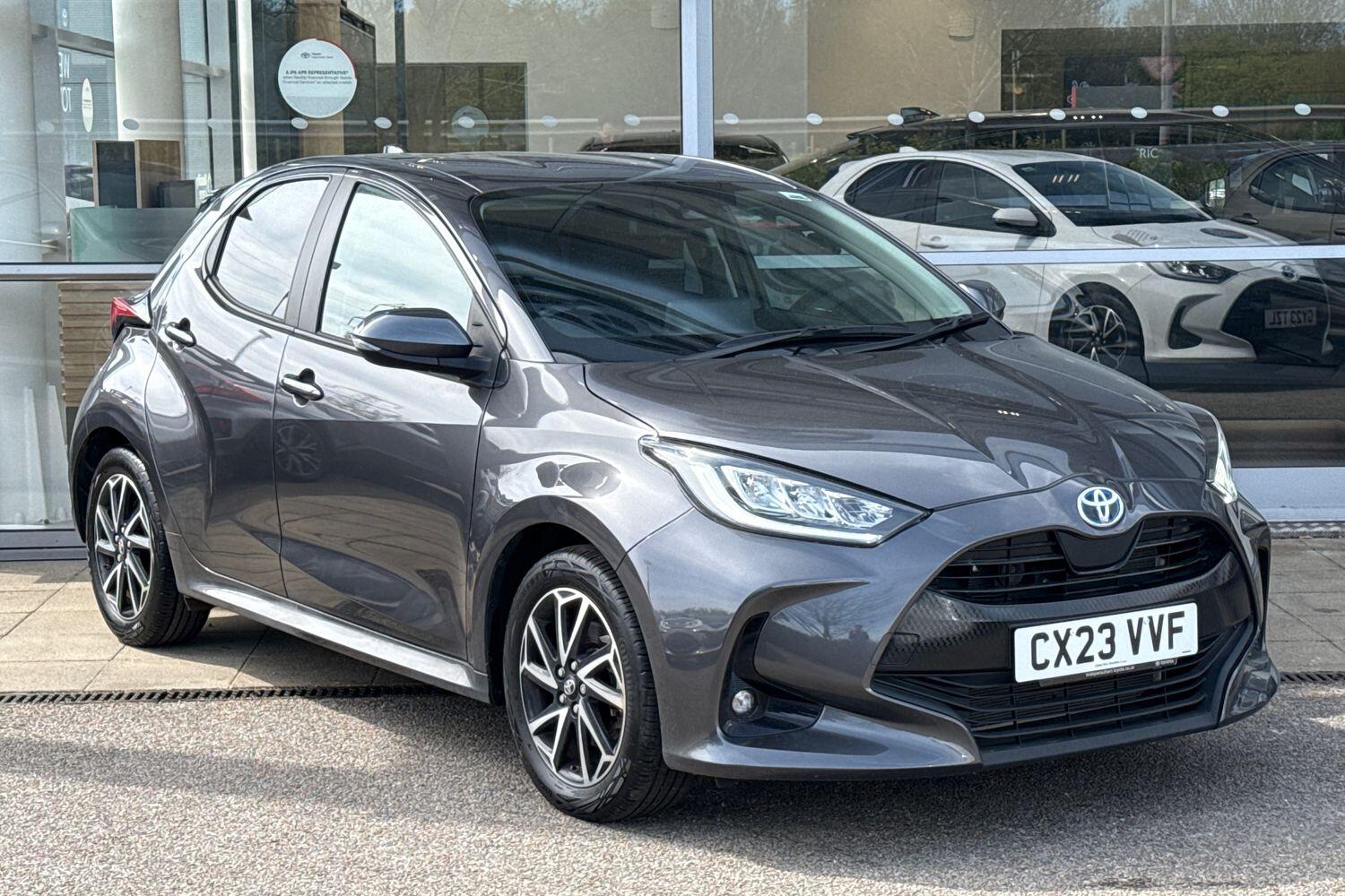 Main listing image - Toyota Yaris