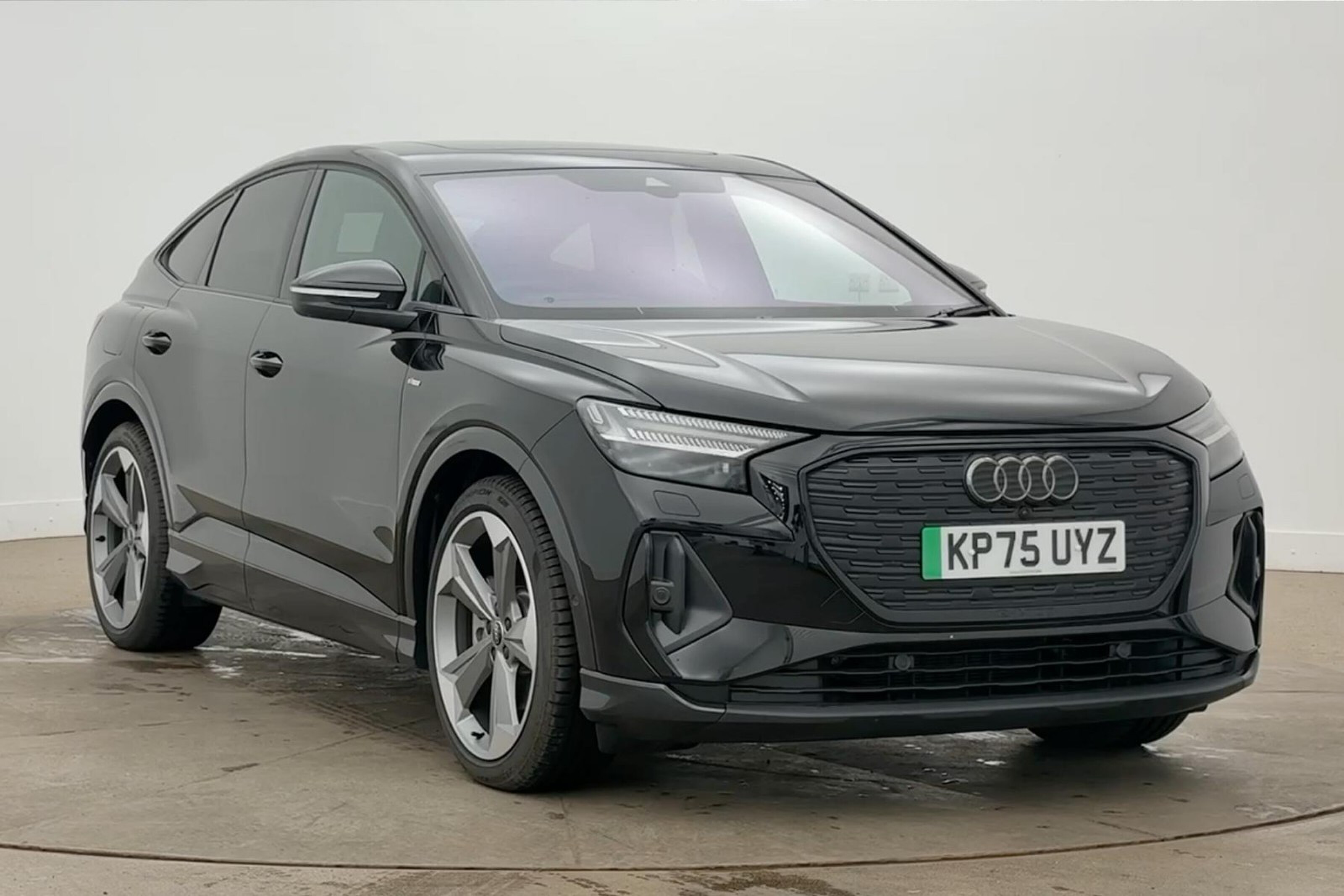 Main listing image - Audi Q4