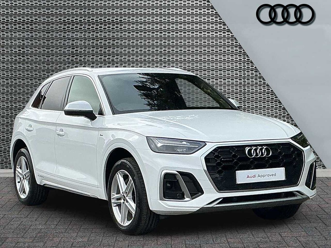Main listing image - Audi Q5