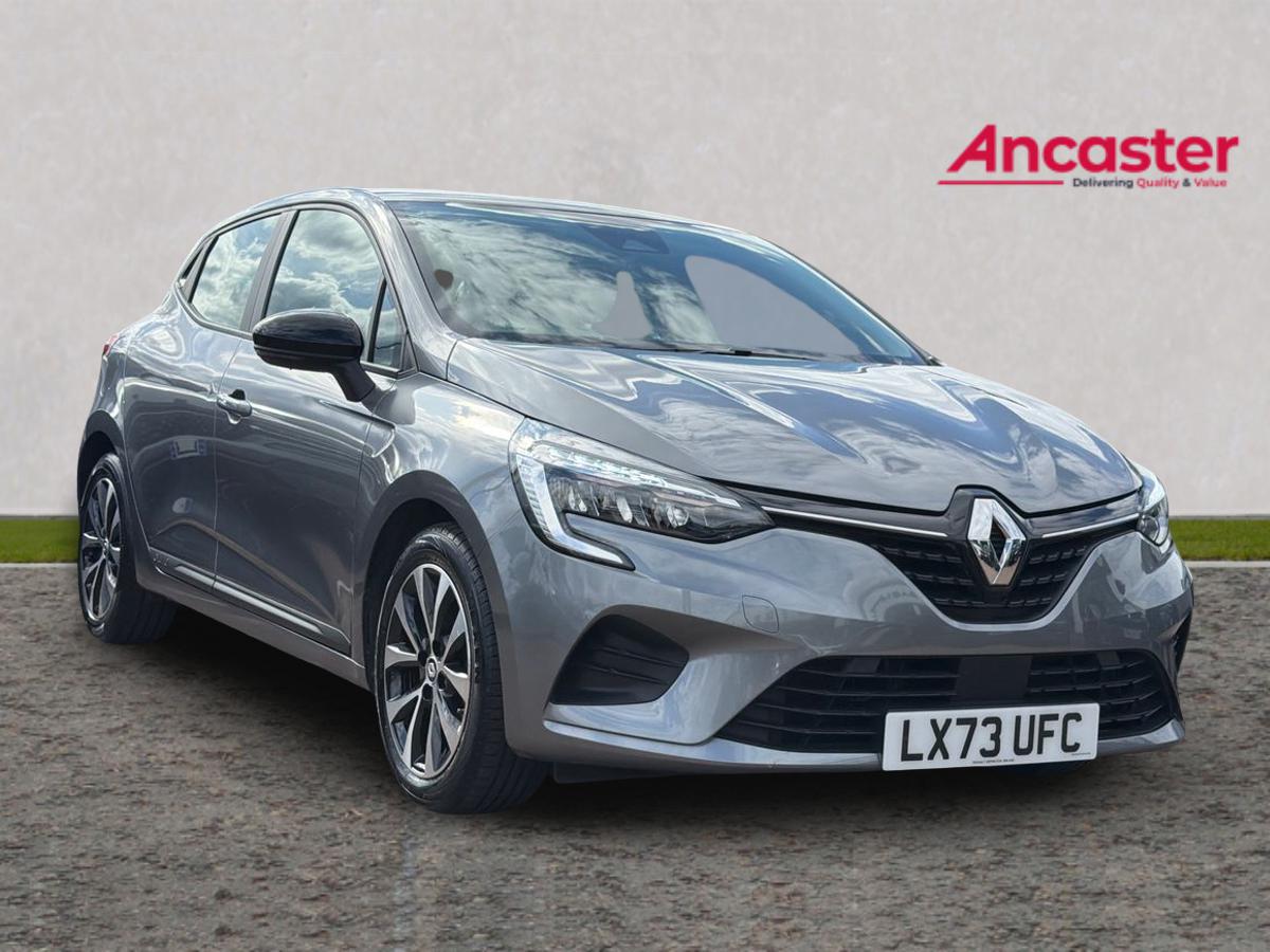 Main listing image - Renault Clio