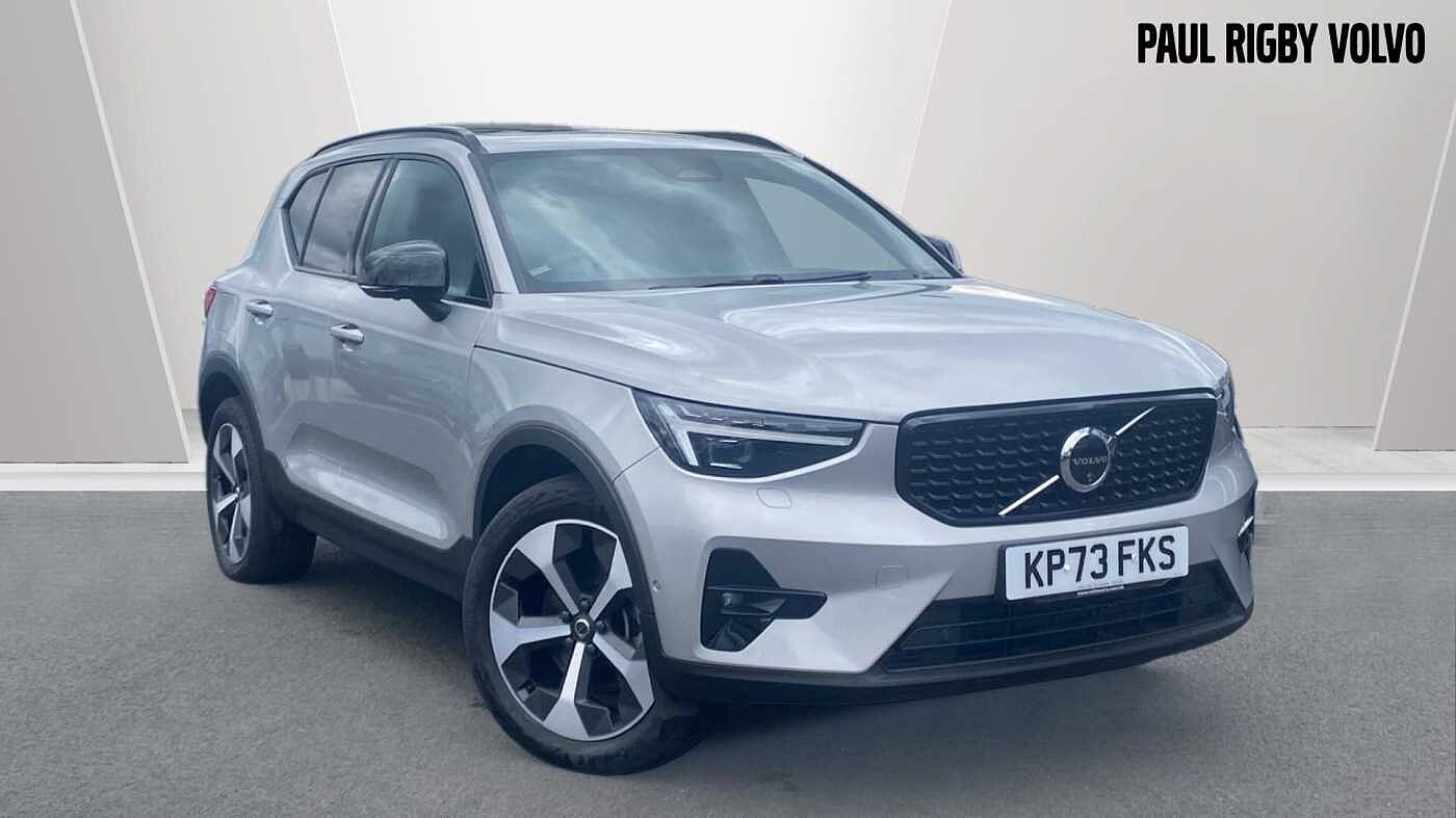 Main listing image - Volvo XC40