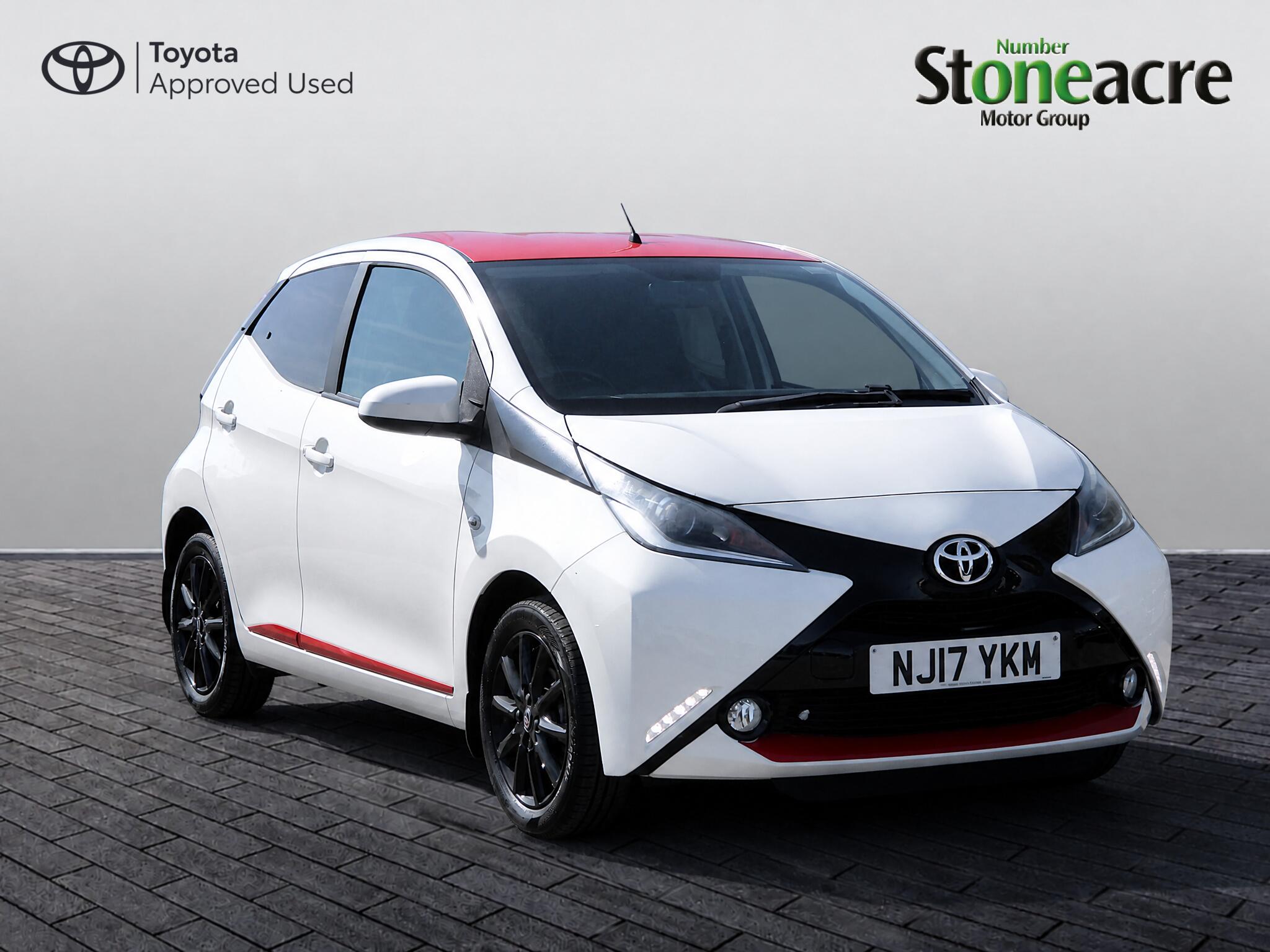 Main listing image - Toyota Aygo