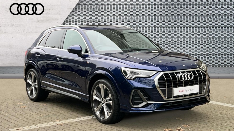 Main listing image - Audi Q3