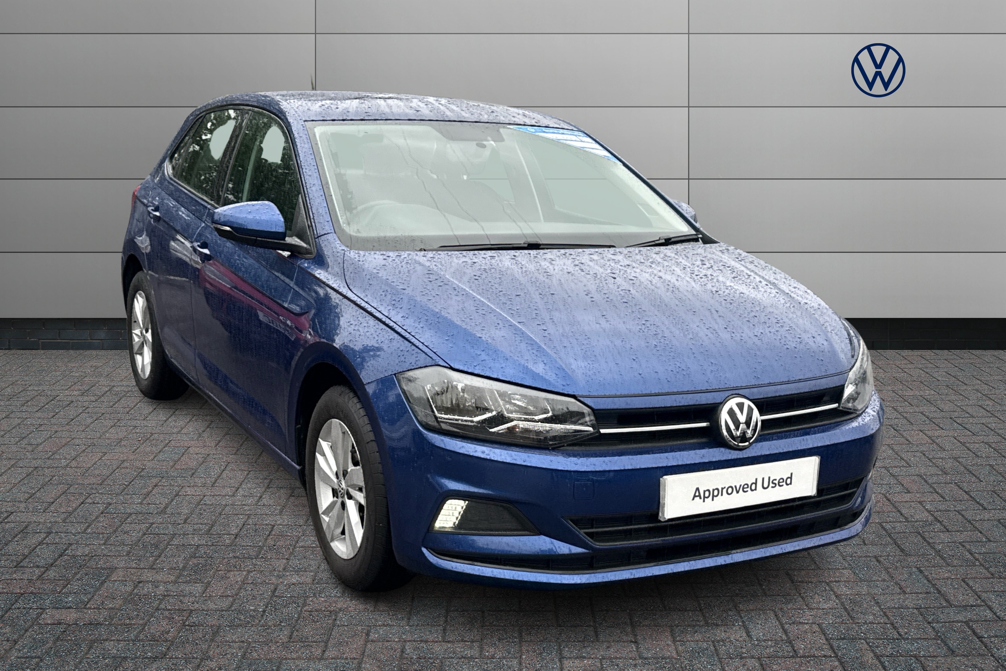 Main listing image - Volkswagen Polo