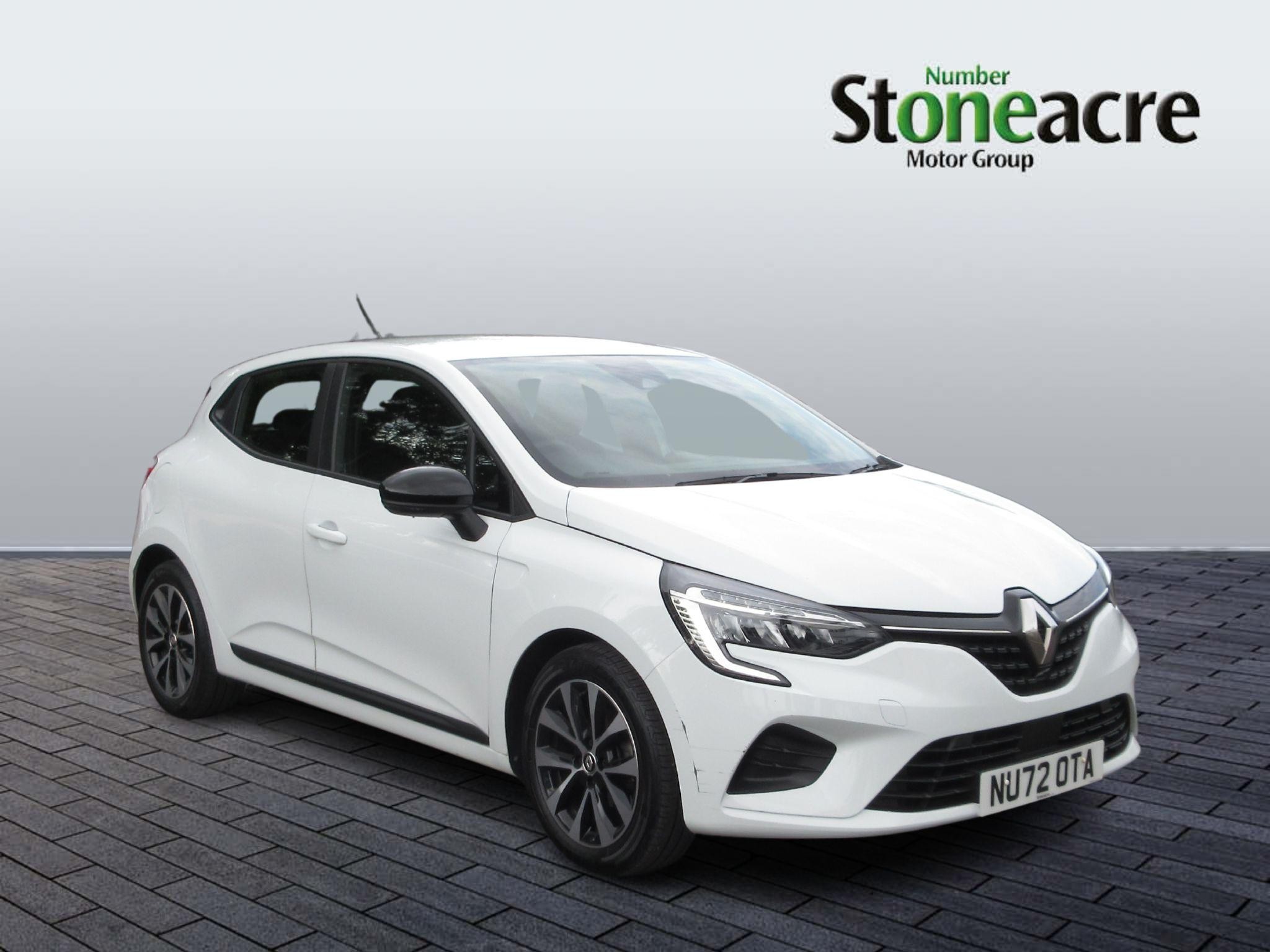 Main listing image - Renault Clio