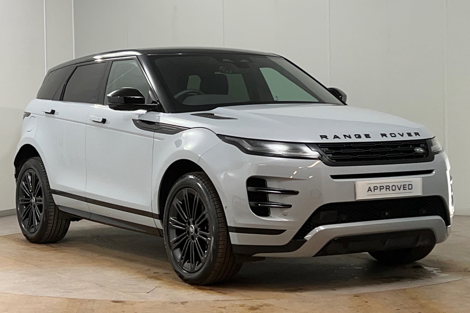 Main listing image - Land Rover Range Rover Evoque