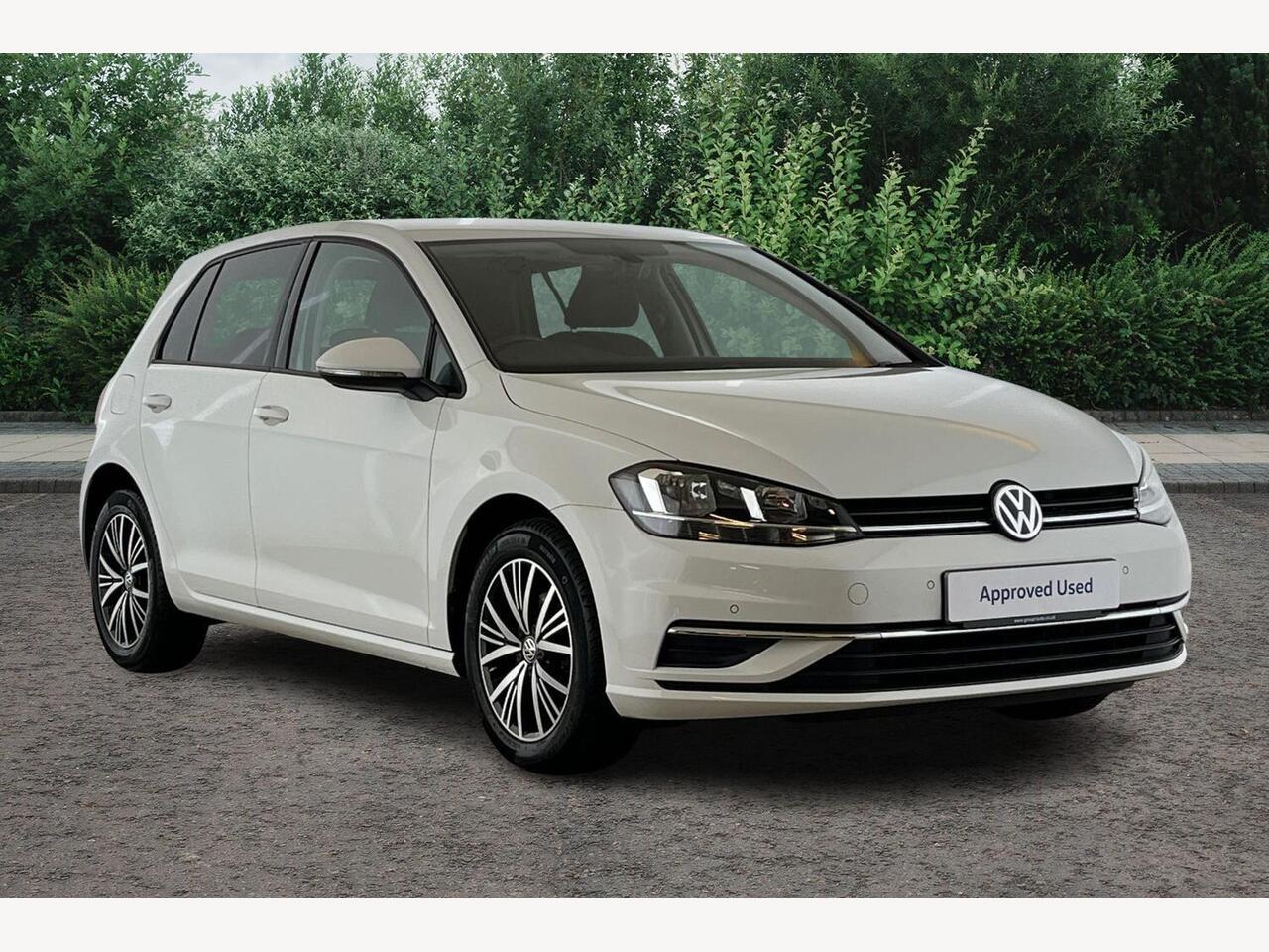 Main listing image - Volkswagen Golf