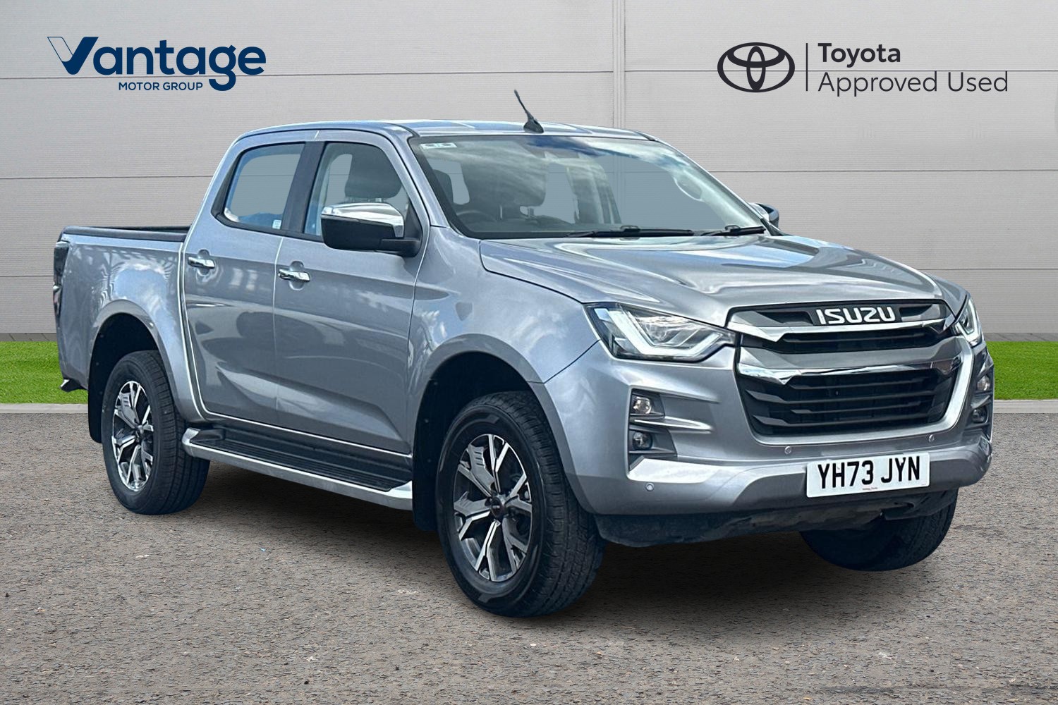 Main listing image - Isuzu D-Max