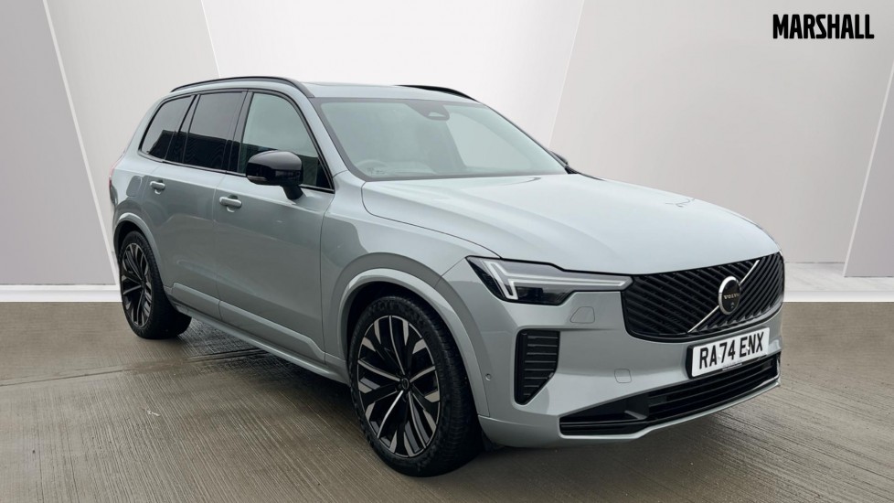 Main listing image - Volvo XC90