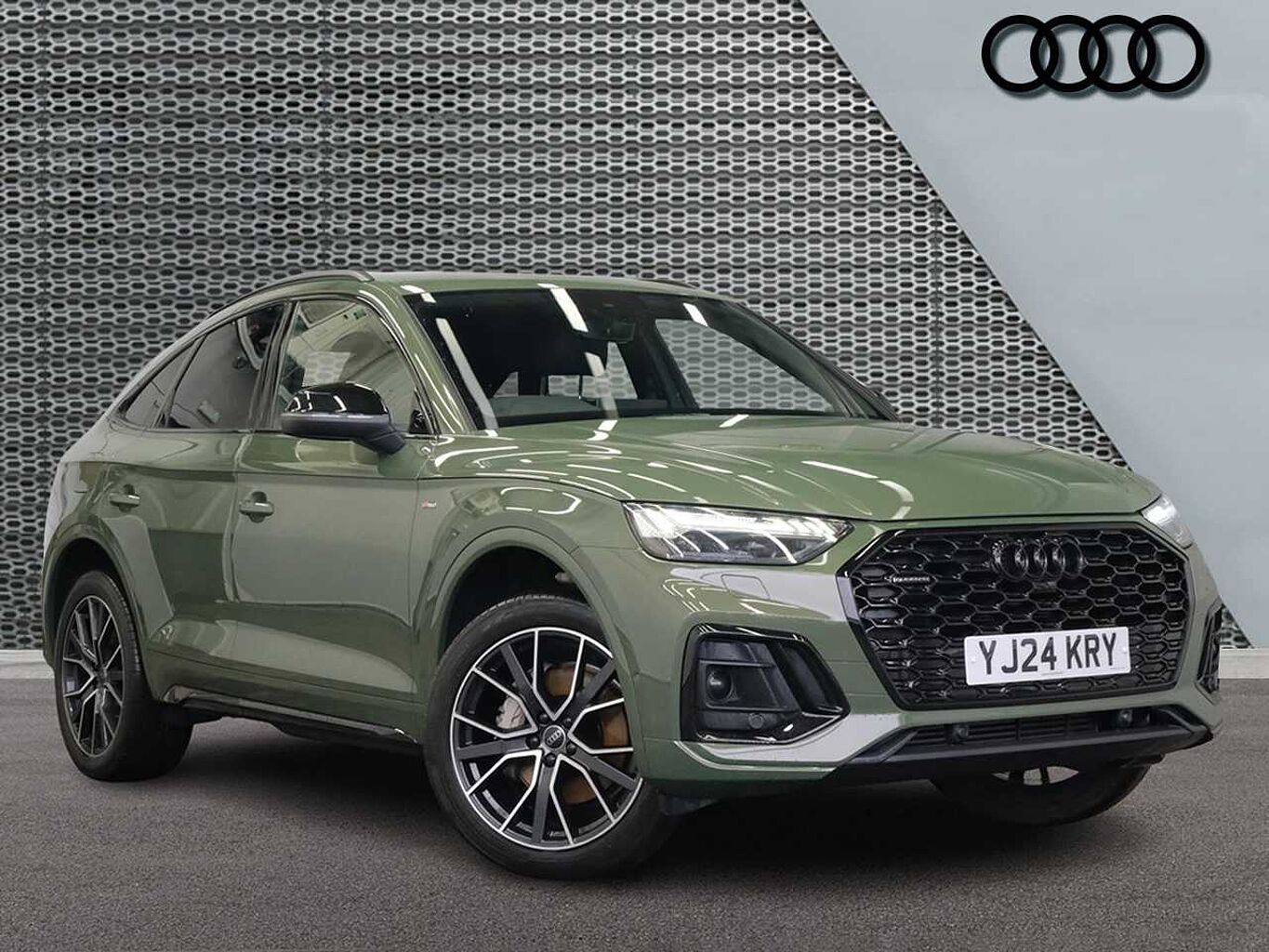 Main listing image - Audi Q5 Sportback