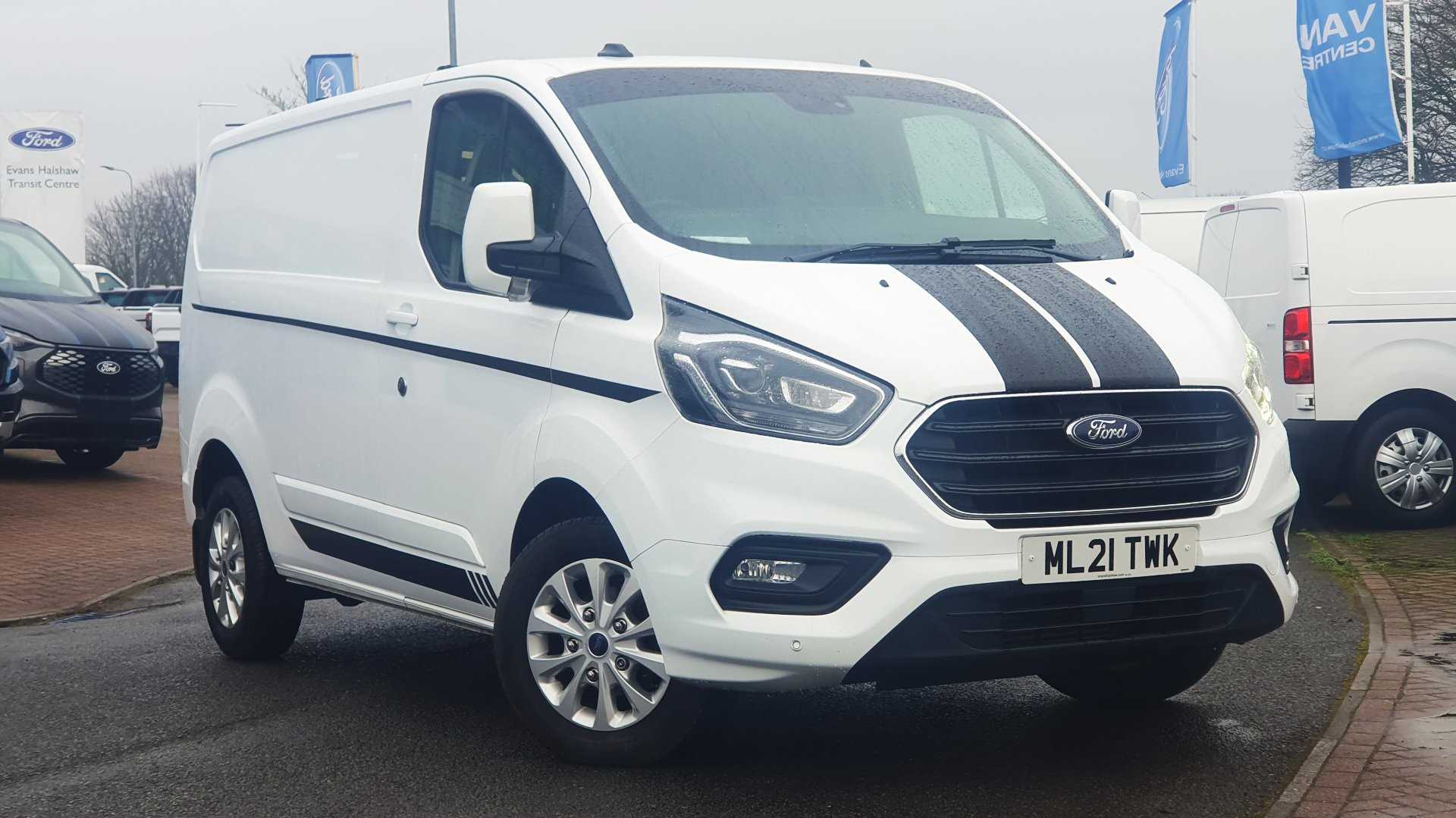 Main listing image - Ford Transit Custom