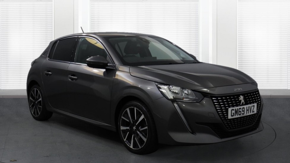 Main listing image - Peugeot 208