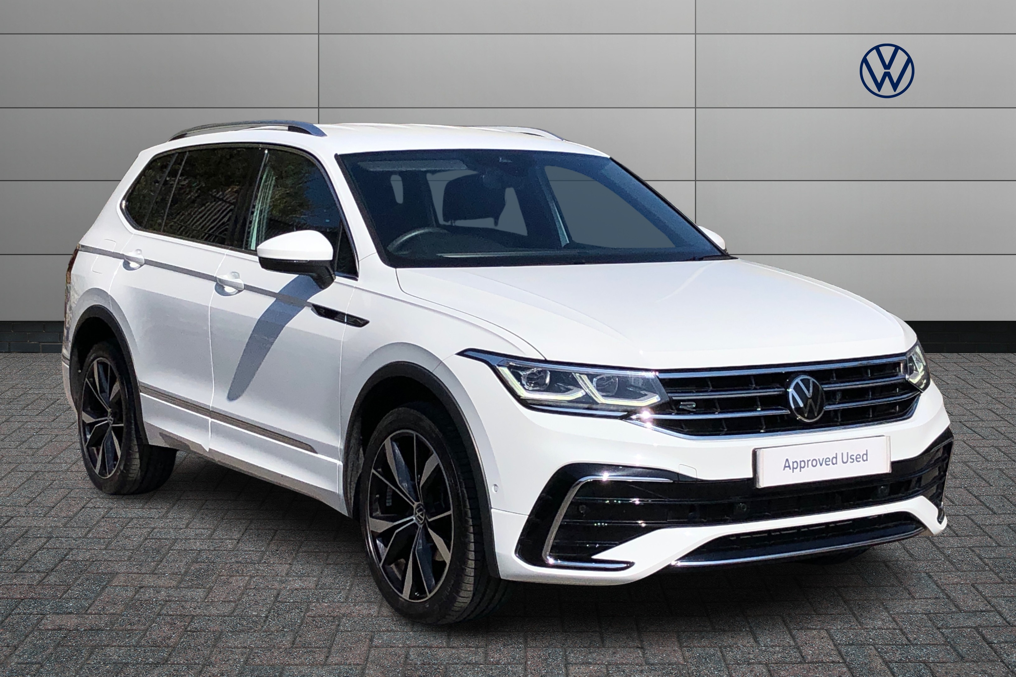 Main listing image - Volkswagen Tiguan Allspace