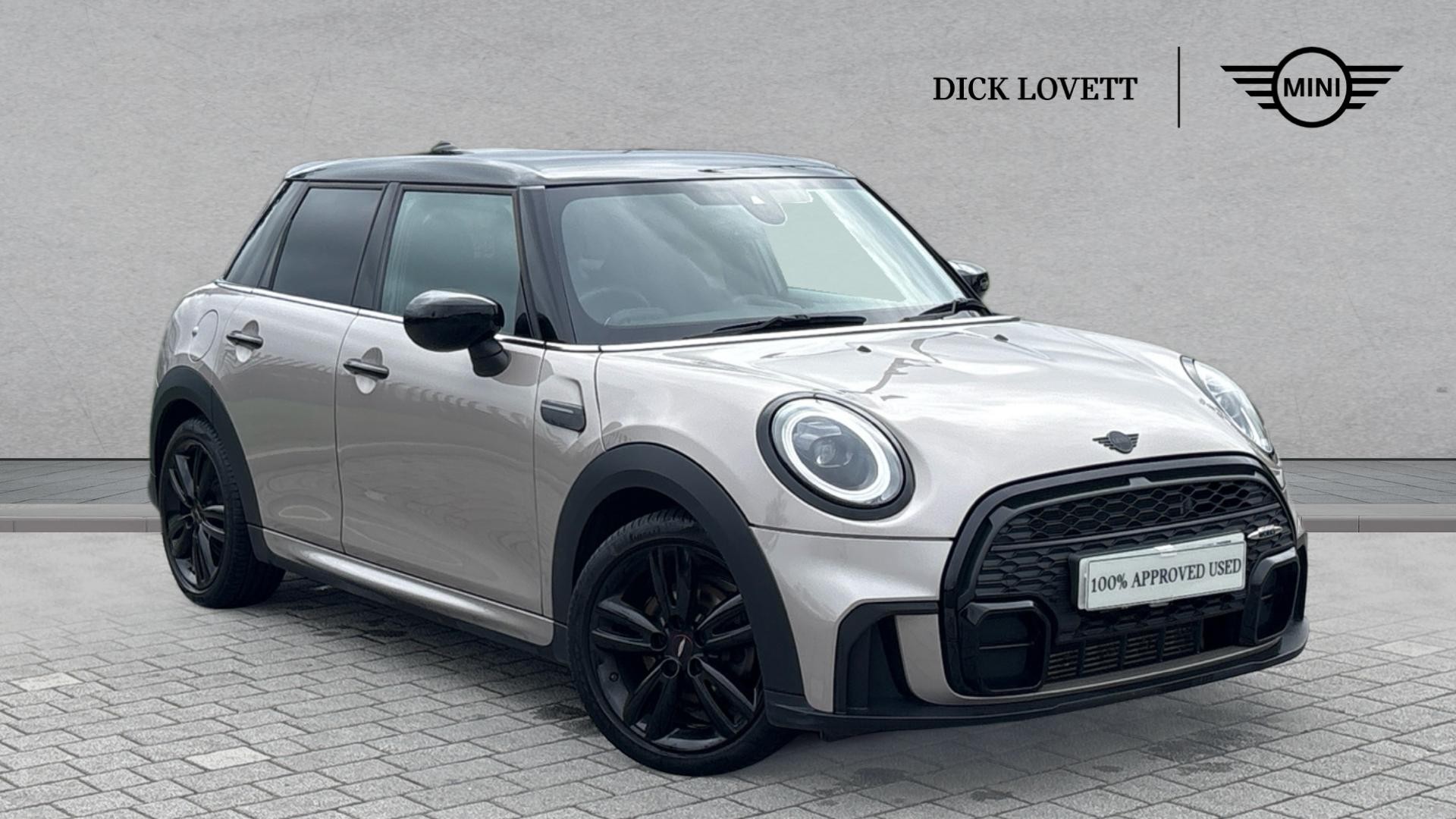 Main listing image - MINI Hatchback