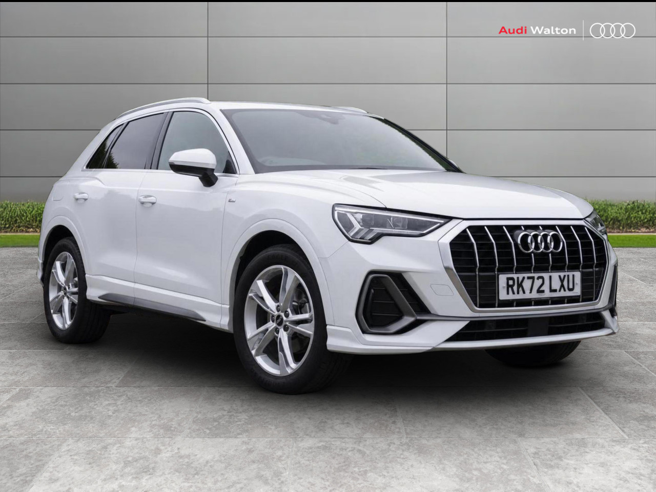 Main listing image - Audi Q3
