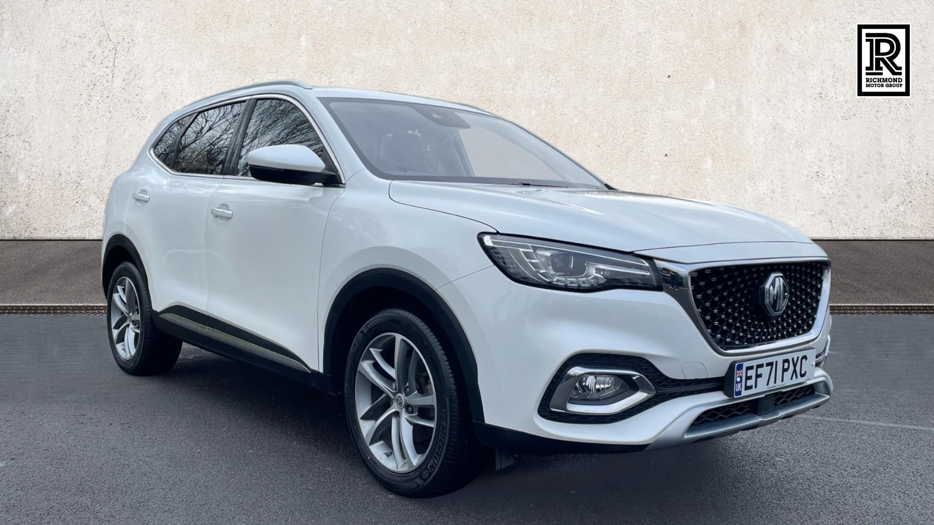 Main listing image - MG HS